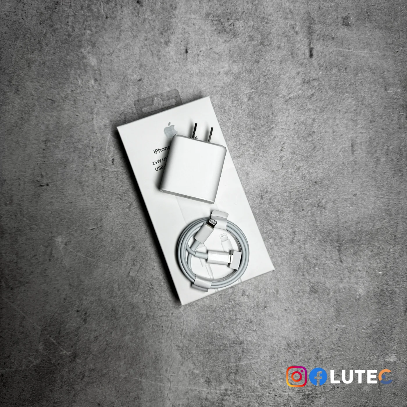 Cargador de Pared 20W USB-C - Lightning
